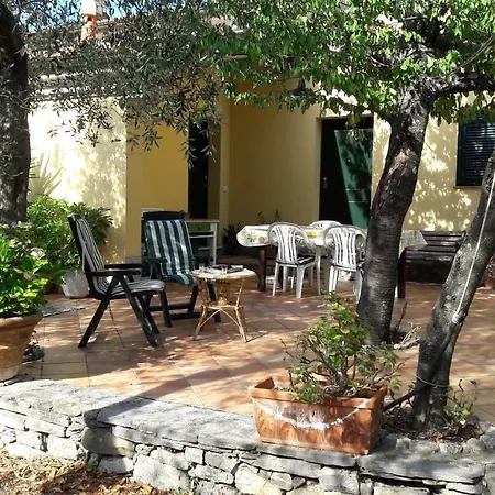 Holiday home Il Casale Dei Limoni